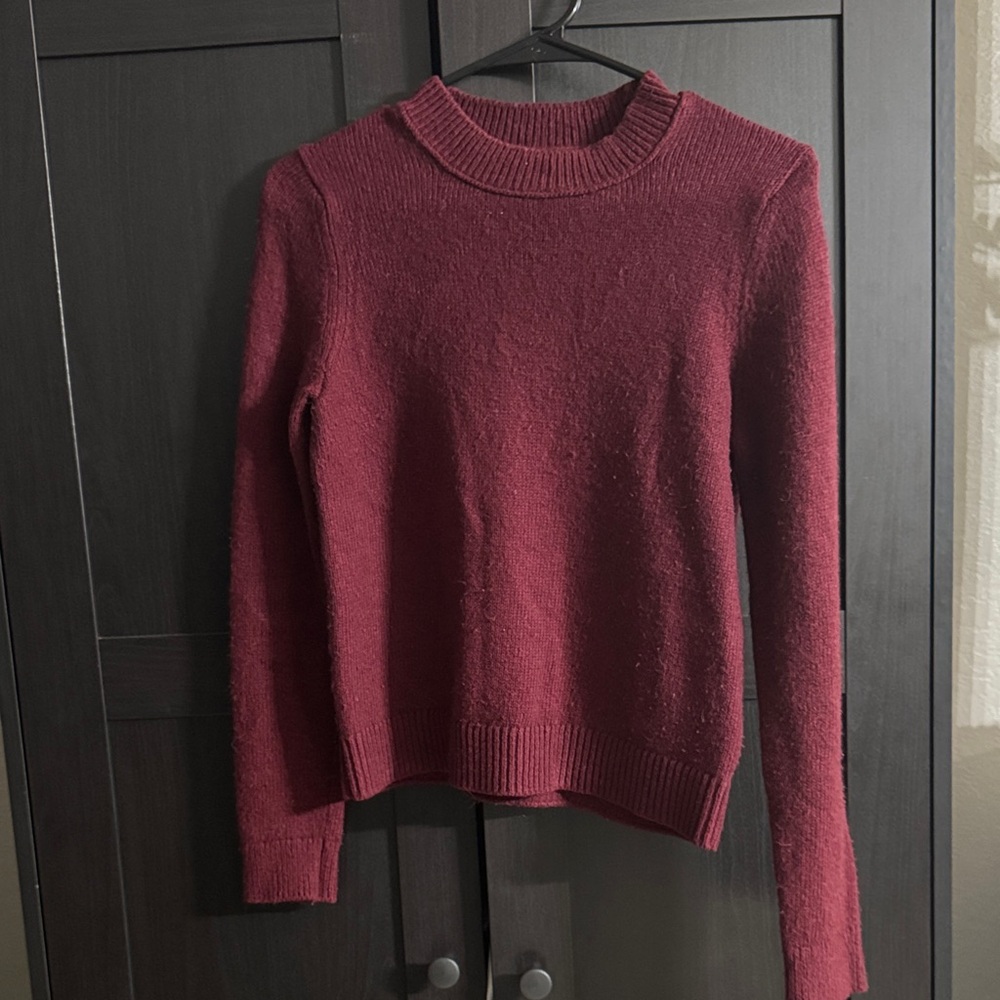 Banana Republic Rich Red Crew Neck Sweater